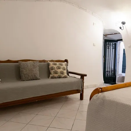 Mani Tsopakas Residences * Agia Varvara (Laconia)