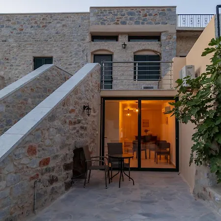 Mani Tsopakas Residences * Agia Varvara (Laconia)