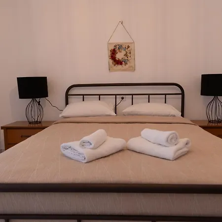 Mani Tsopakas Residences Apartman Agia Varvara (Laconia)