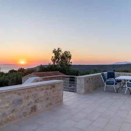 Mani Tsopakas Residences Agia Varvara (Laconia)